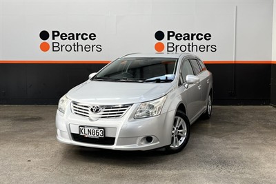 2012 Toyota AVENSIS