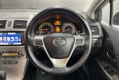 2012 Toyota AVENSIS - Thumbnail