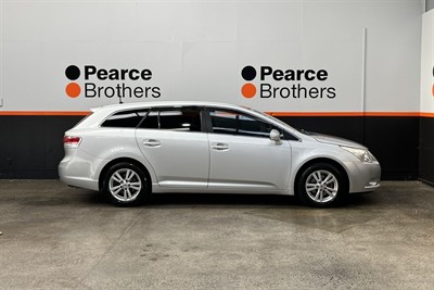 2012 Toyota AVENSIS - Thumbnail