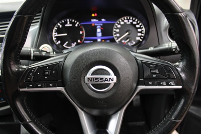 2021 Nissan Navara - Thumbnail