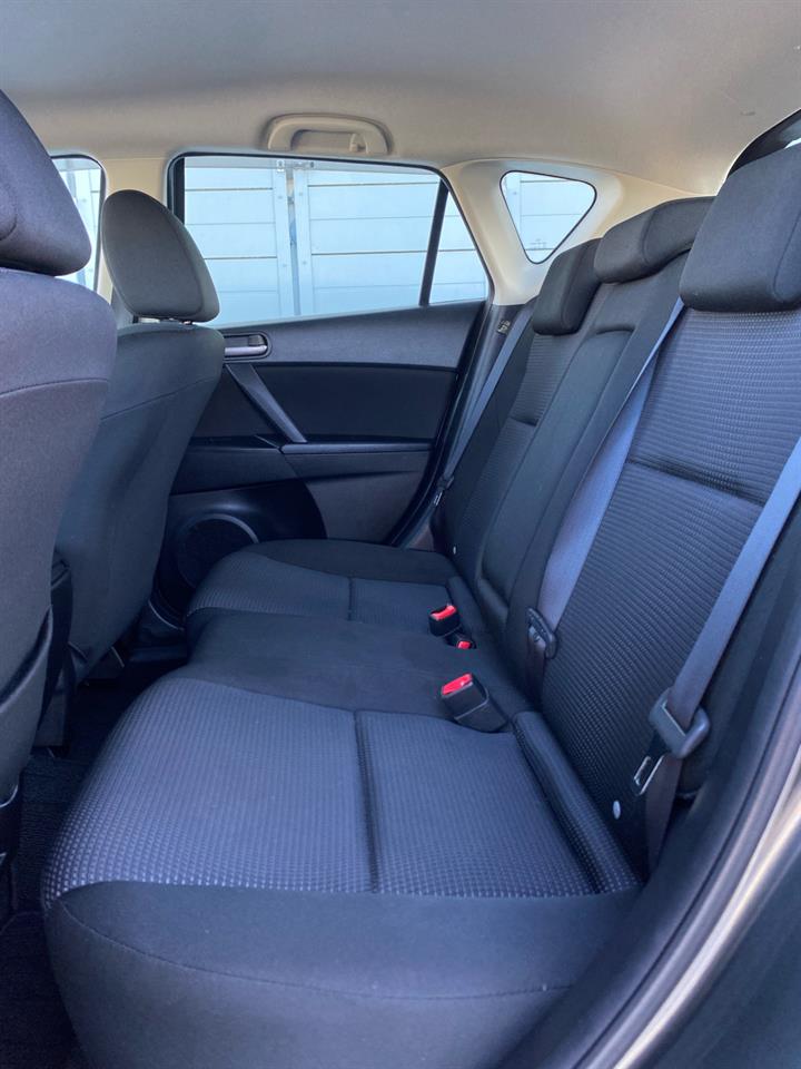 2012 Mazda Axela