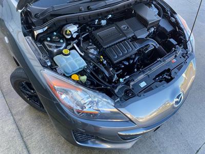 2012 Mazda Axela - Thumbnail