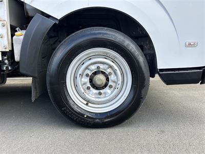 2008 Nissan Atlas - Thumbnail