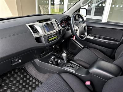 2014 Toyota Hilux - Thumbnail