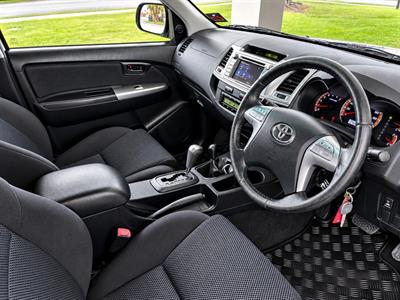 2014 Toyota Hilux - Thumbnail