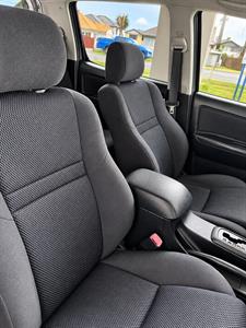 2014 Toyota Hilux - Thumbnail