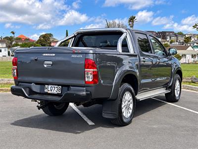 2014 Toyota Hilux - Thumbnail