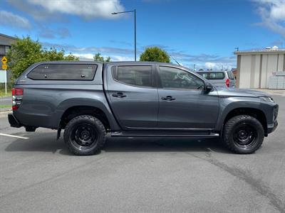 2020 Mitsubishi Triton - Thumbnail