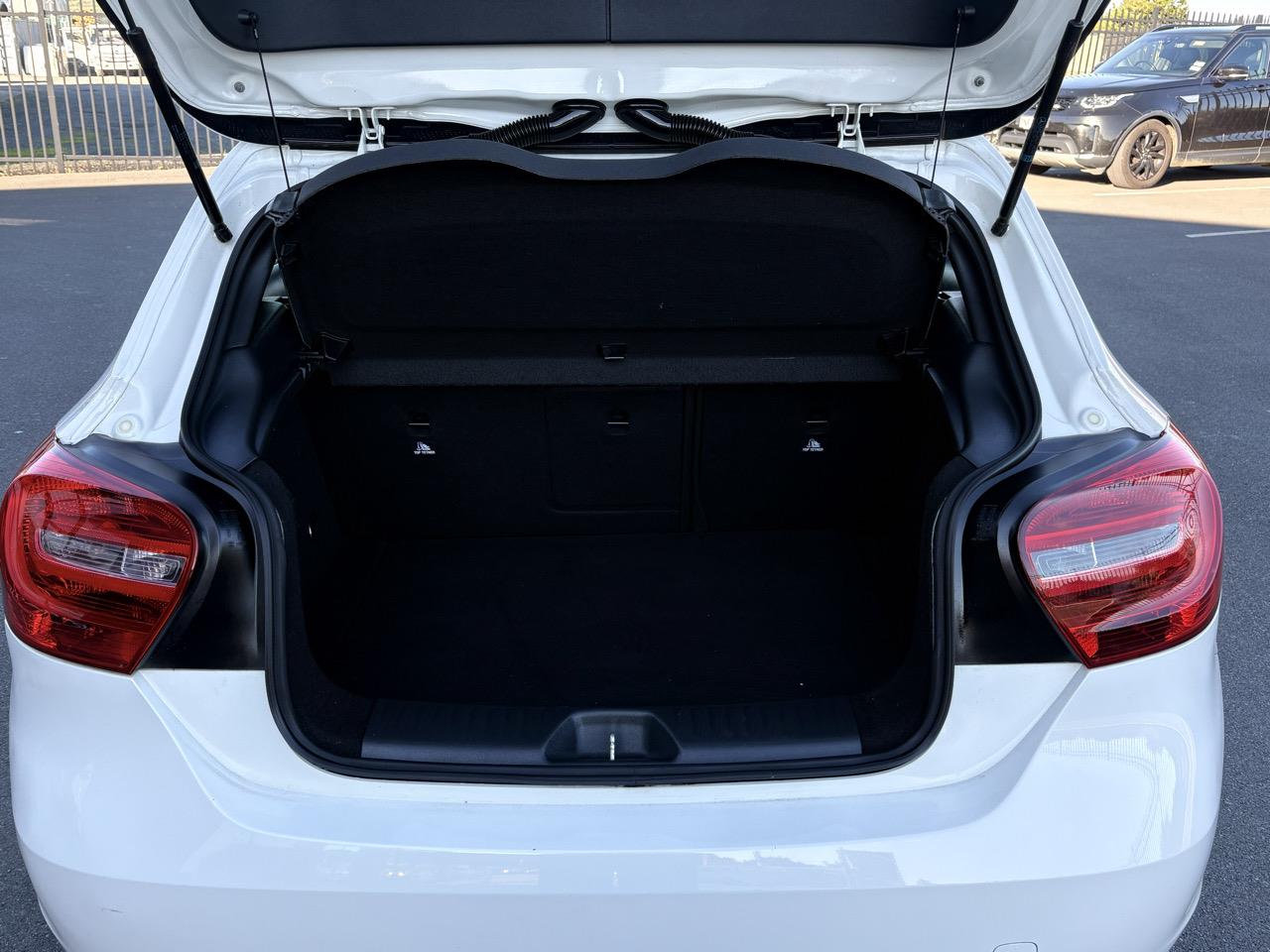 2014 Mercedes-Benz A180