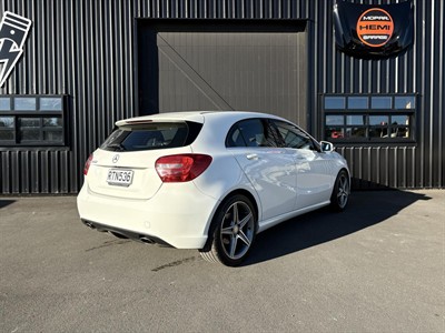 2014 Mercedes-Benz A180 - Thumbnail