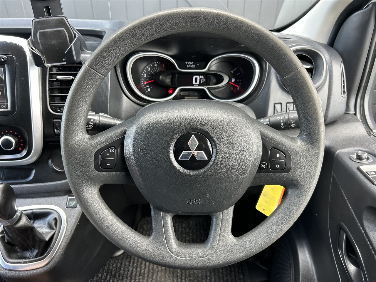 2022 Mitsubishi Express