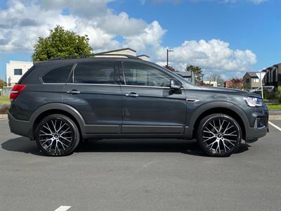2018 Holden Captiva - Thumbnail
