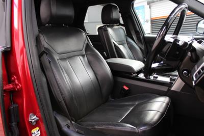 2017 Land Rover Discovery - Thumbnail