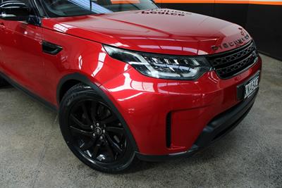 2017 Land Rover Discovery - Thumbnail