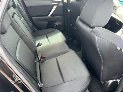 2010 Mazda Axela - Thumbnail