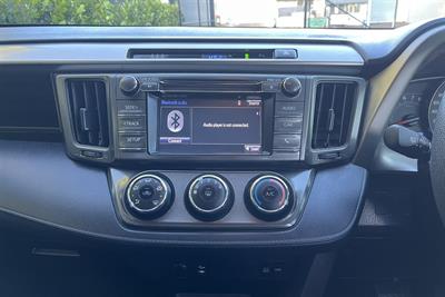2014 Toyota RAV4 - Thumbnail