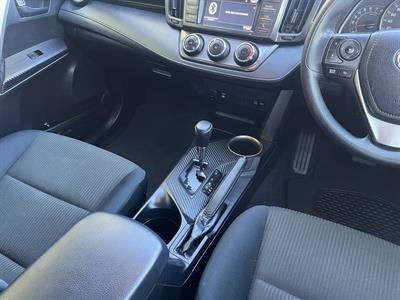 2014 Toyota RAV4 - Thumbnail