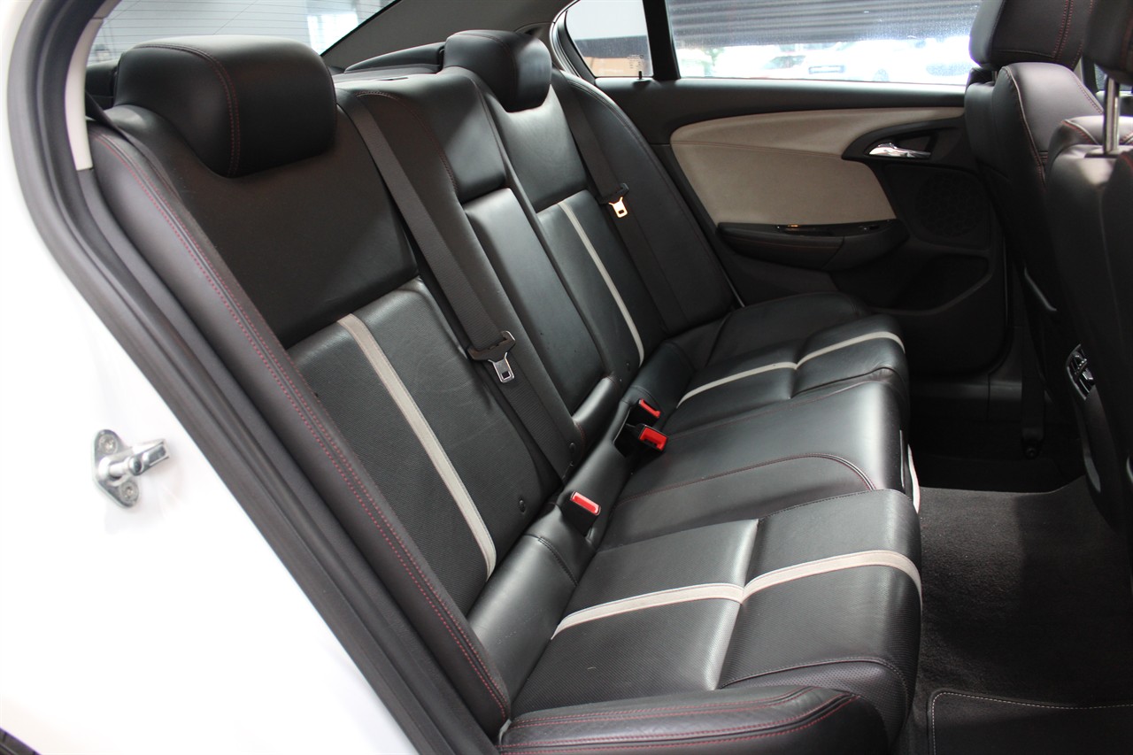 2013 Holden COMMODORE