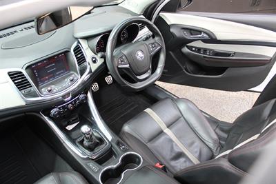 2013 Holden COMMODORE - Thumbnail