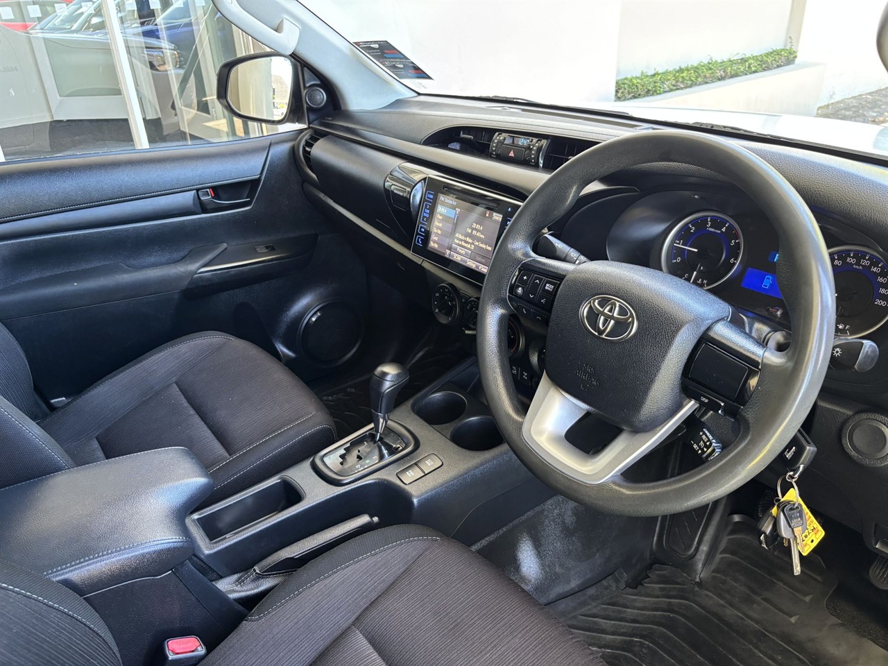 2017 Toyota Hilux