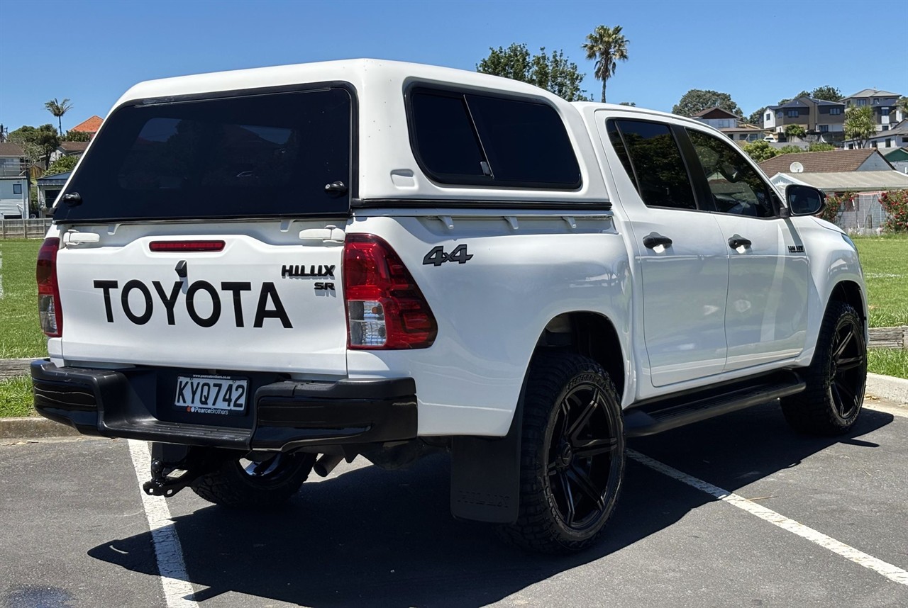 2017 Toyota Hilux
