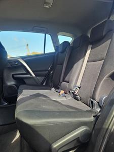 2017 Toyota RAV4 - Thumbnail