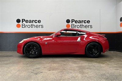 2010 Nissan Fairlady - Thumbnail