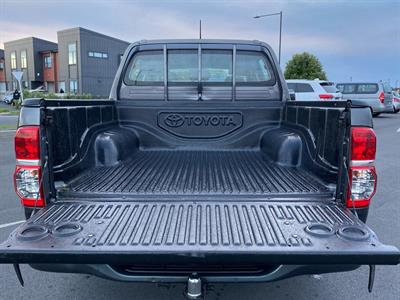 2015 Toyota Hilux - Thumbnail