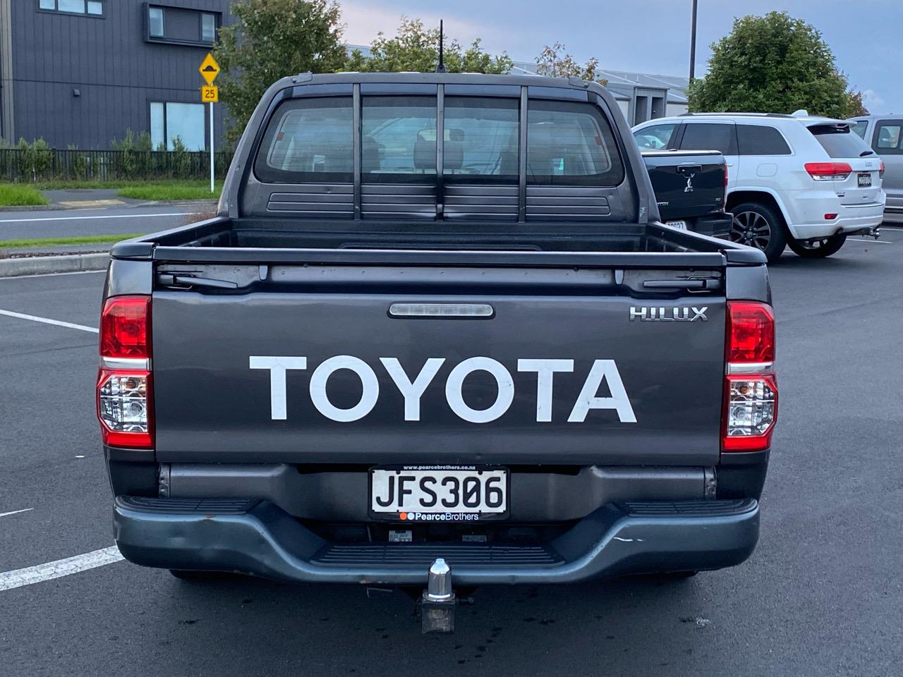 2015 Toyota Hilux