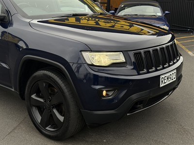 2013 Jeep Grand Cherokee - Thumbnail