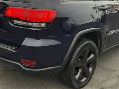 2013 Jeep Grand Cherokee - Thumbnail