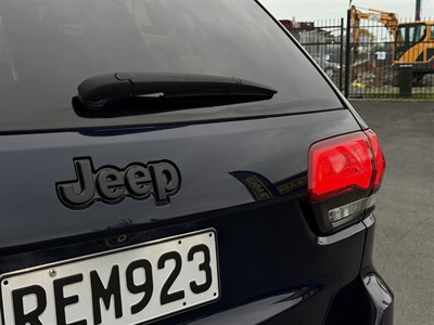 2013 Jeep Grand Cherokee - Thumbnail