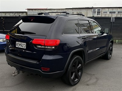 2013 Jeep Grand Cherokee - Thumbnail