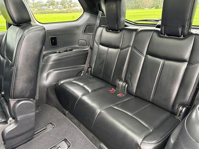 2017 Nissan Pathfinder - Thumbnail