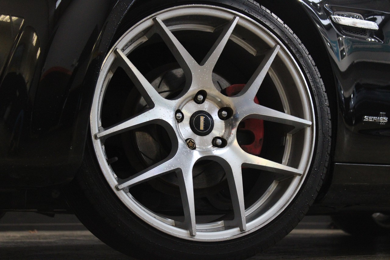 2011 Holden COMMODORE