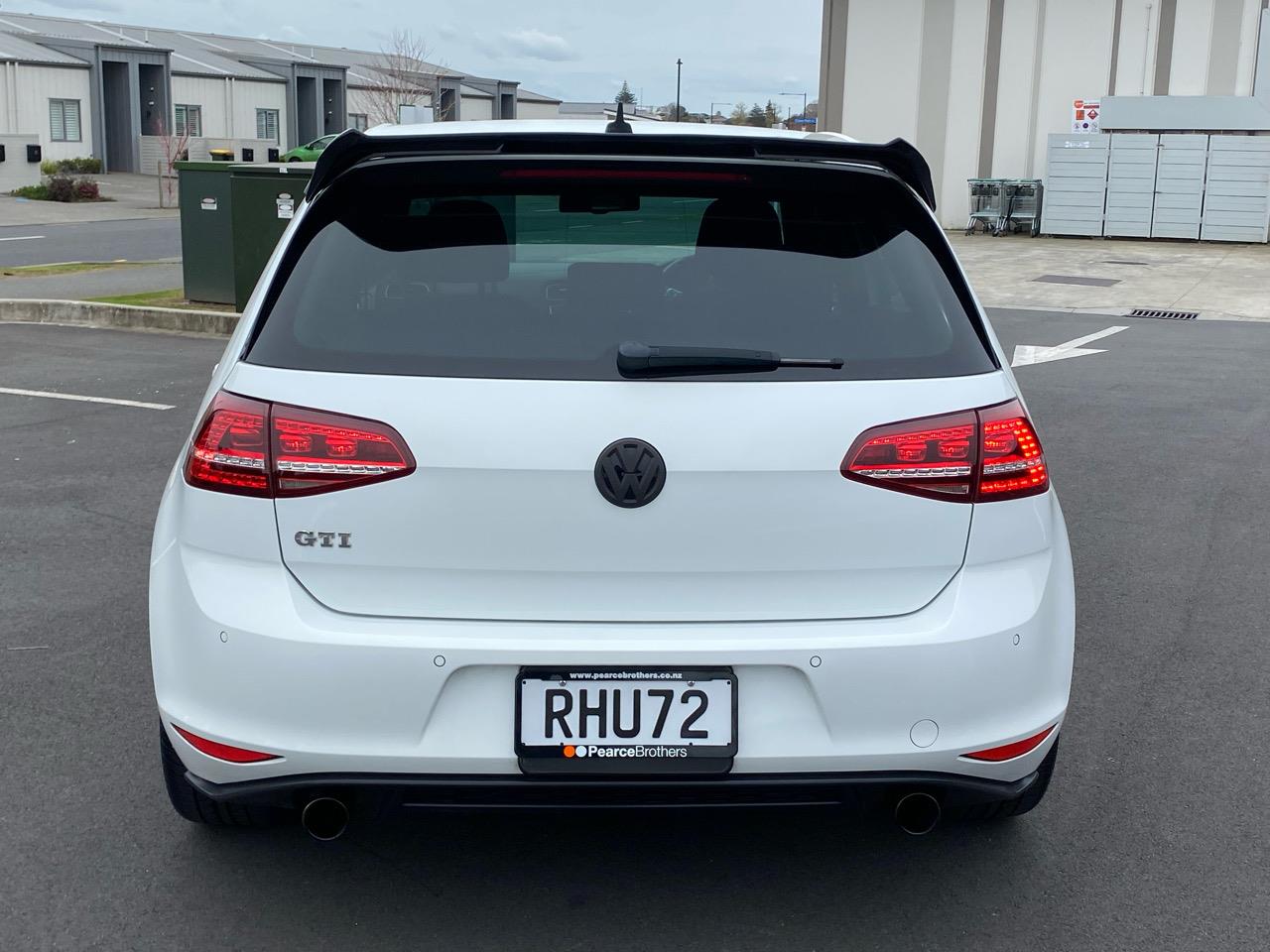 2016 Volkswagen Golf
