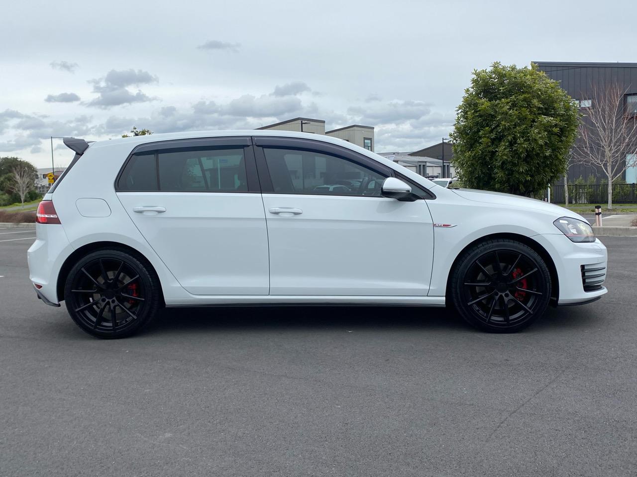 2016 Volkswagen Golf