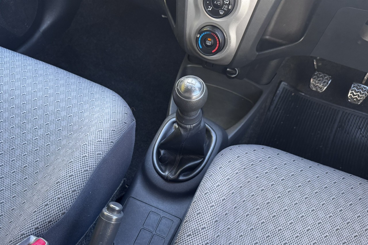 2009 Toyota YARIS