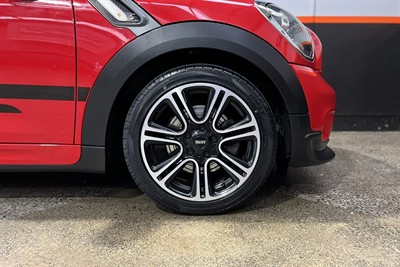 2017 Mini Countryman - Thumbnail