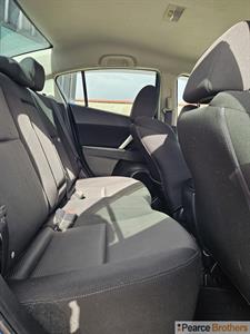 2013 Mazda Axela - Thumbnail