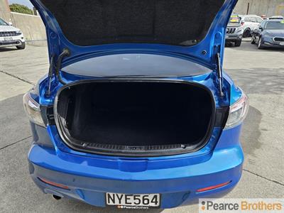 2013 Mazda Axela - Thumbnail