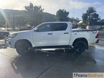 2020 Toyota Hilux - Thumbnail
