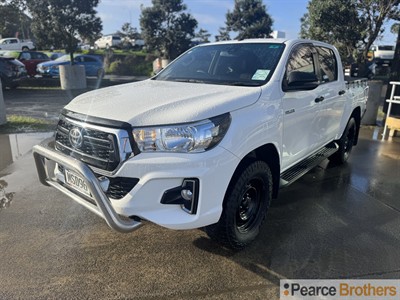 2020 Toyota Hilux - Thumbnail