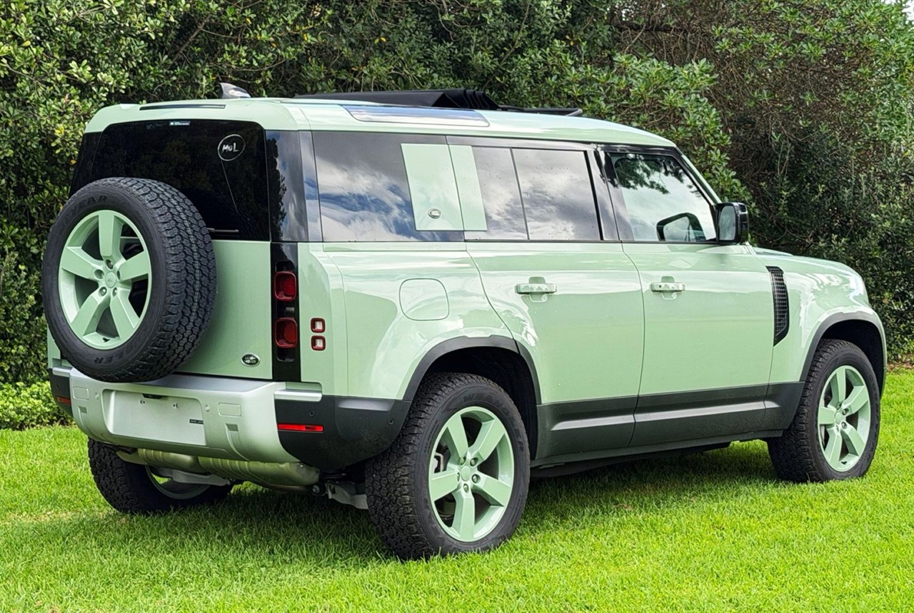 2023 Land Rover DEFENDER