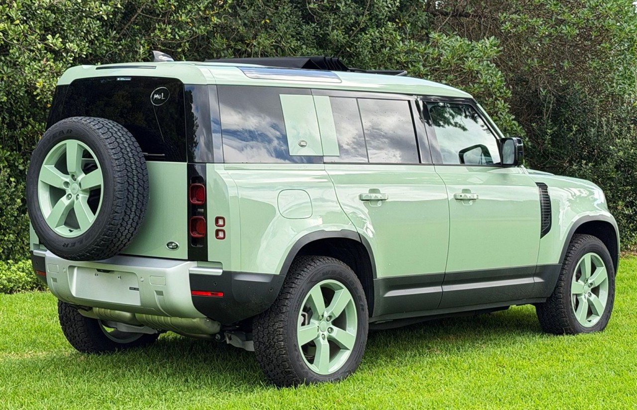 2023 Land Rover DEFENDER