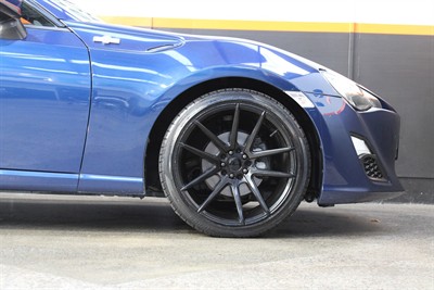 2012 Toyota 86 - Thumbnail