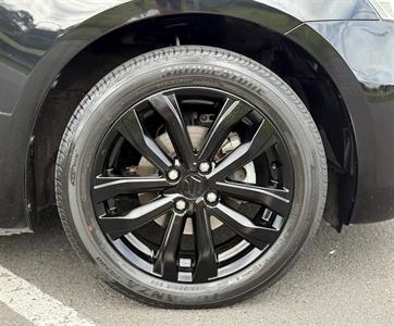 2014 Suzuki Swift - Thumbnail