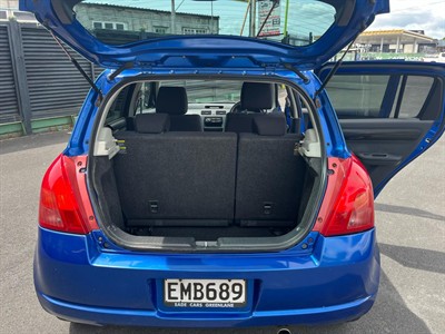 2006 Suzuki Swift - Thumbnail