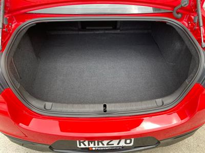 2016 Holden Commodore - Thumbnail