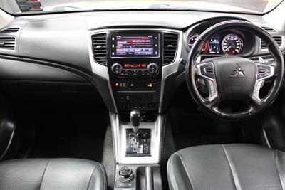 2020 Mitsubishi Triton - Thumbnail